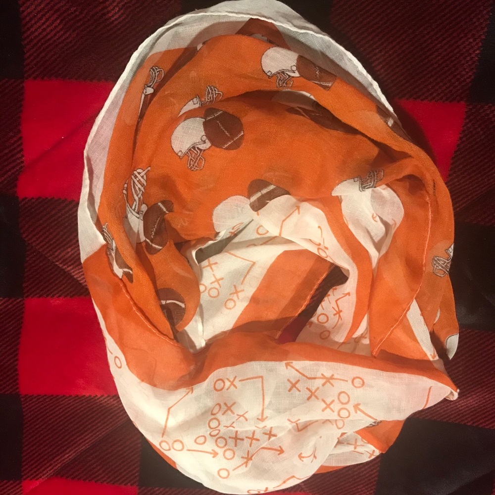 TN football 🏈 infinity scarf